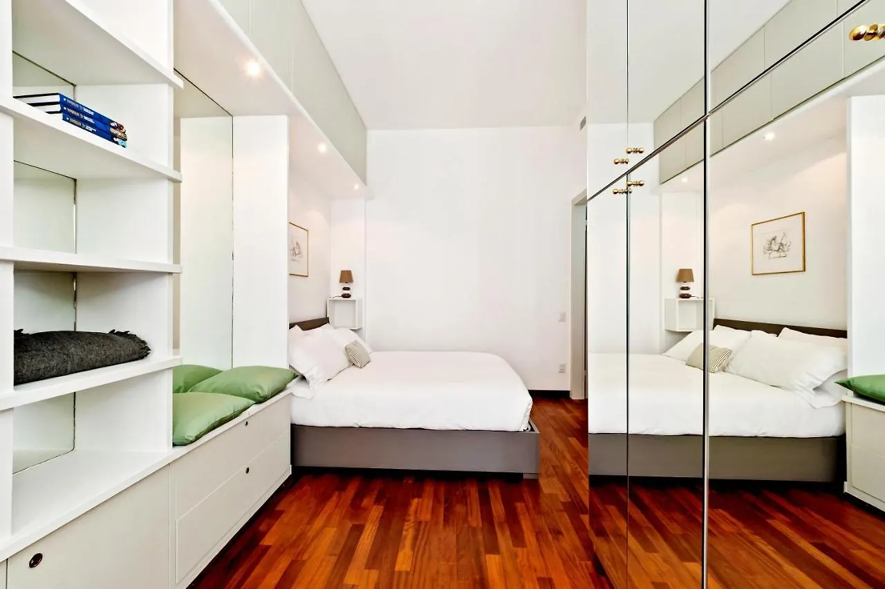 Appartamento Rentopolis Piazza San Marco 1 Milano